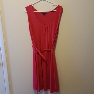 Sleeveless dress